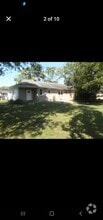 Building Photo - 824 Chambers Dr NE