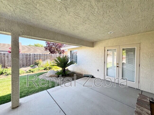 Foto del edificio - 746 Wren Ct