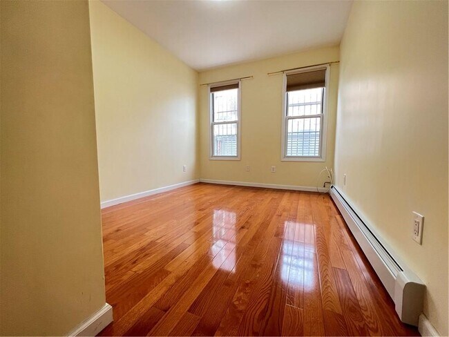 Foto del edificio - 561 61st St
