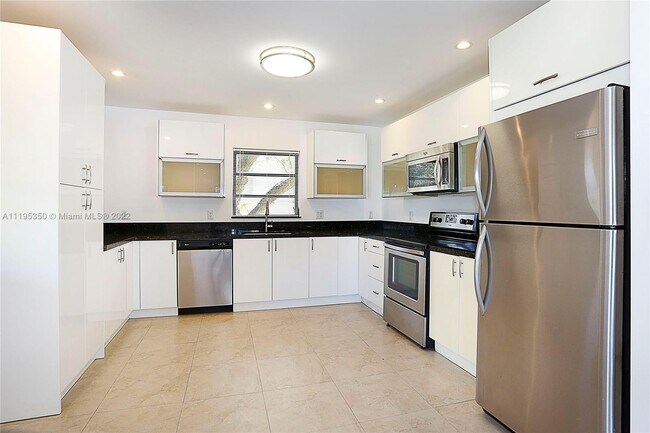 Foto del edificio - 1171 Campo Sano Ave