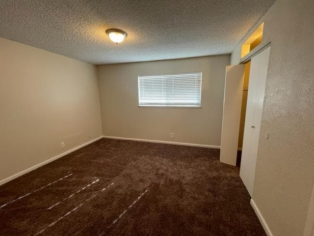 Foto del edificio - 1025 W Rancho Rd