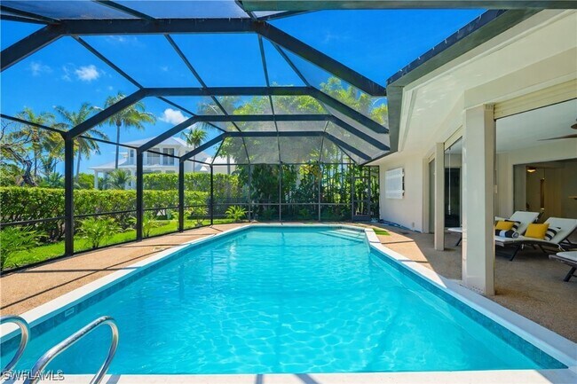 Foto del edificio - 2125 Marina Dr