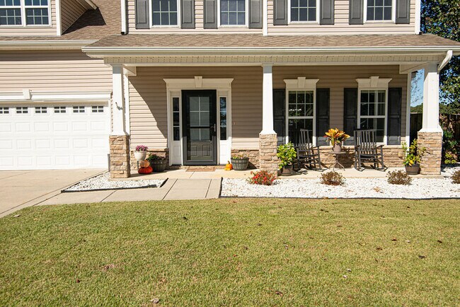 Foto del edificio - 218 Maidstone Dr