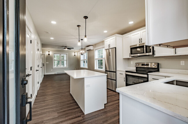 Building Photo - Eco Estates Duplexes - 13 Sunshine