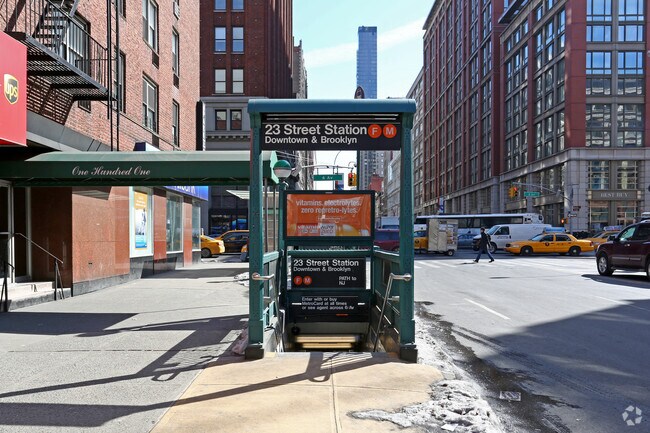 Foto del edificio - 140 W 23RD ST