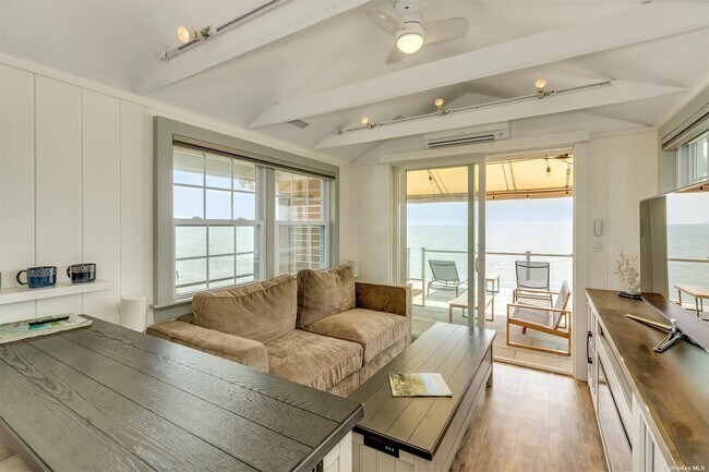 Foto del edificio - 30 E Rampasture Rd