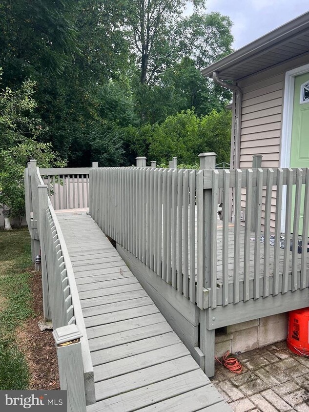 456 W Oak Rd, Vineland, NJ 08360 House Rental in Vineland, NJ