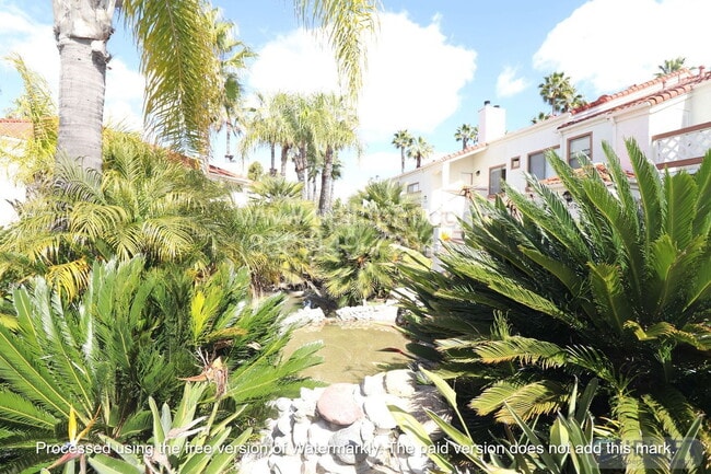 Foto del edificio - 9356 Twin Trails Dr