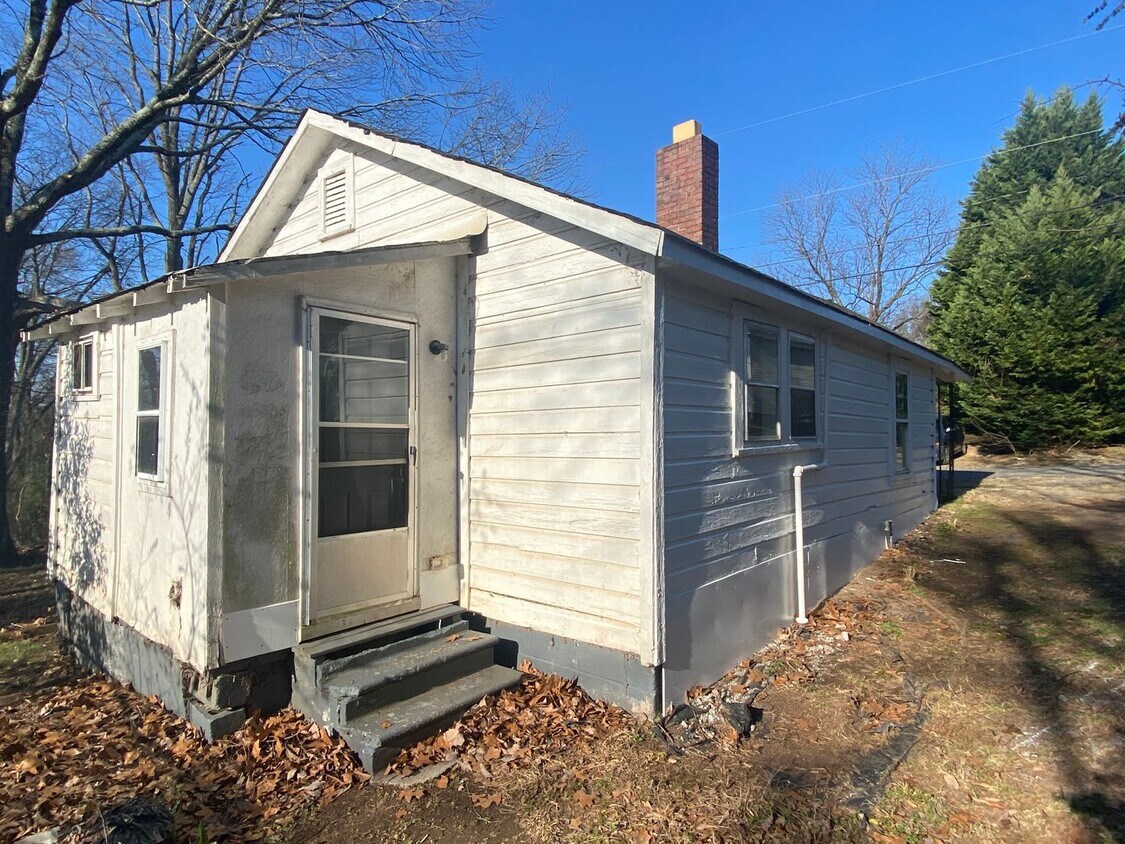 Primary Photo - 2/1 in Kings Mtn, NC