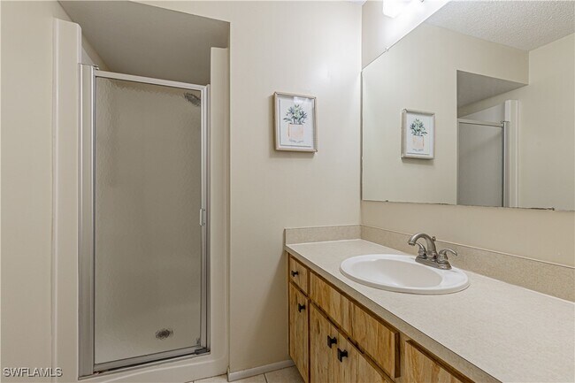 Foto del edificio - 621 SE 15th St