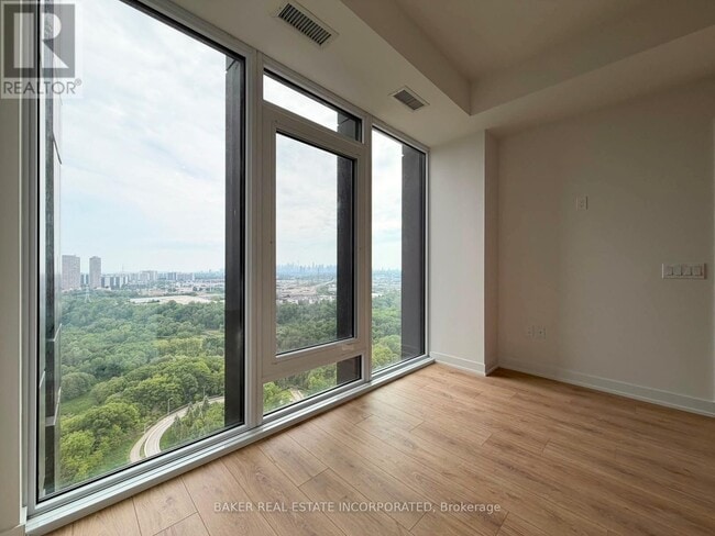 Building Photo - 5 Quarrington Ln