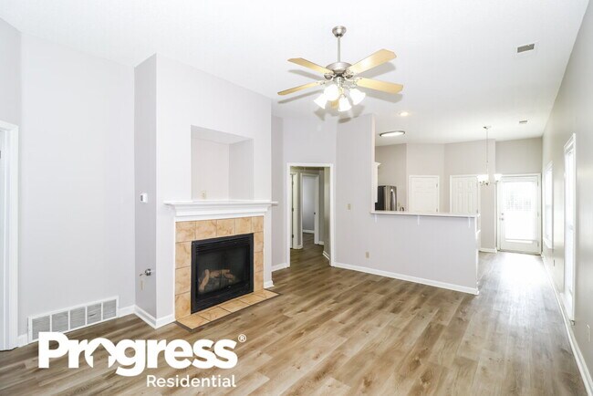 Building Photo - 6943 Parkbrook Ln