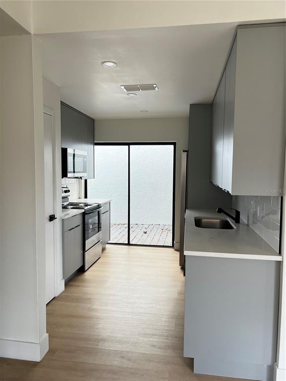 Building Photo - 640 Macduff Ln