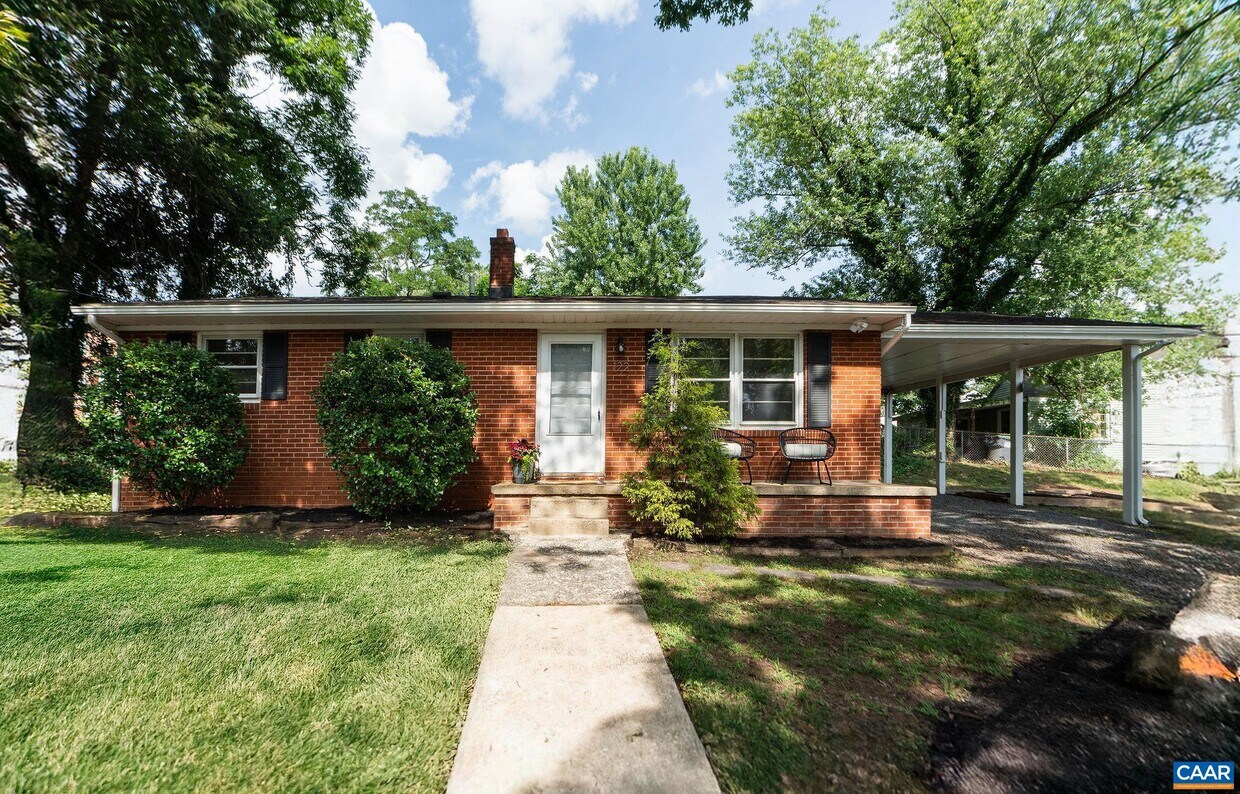 Foto principal - 122 Westerly Ave