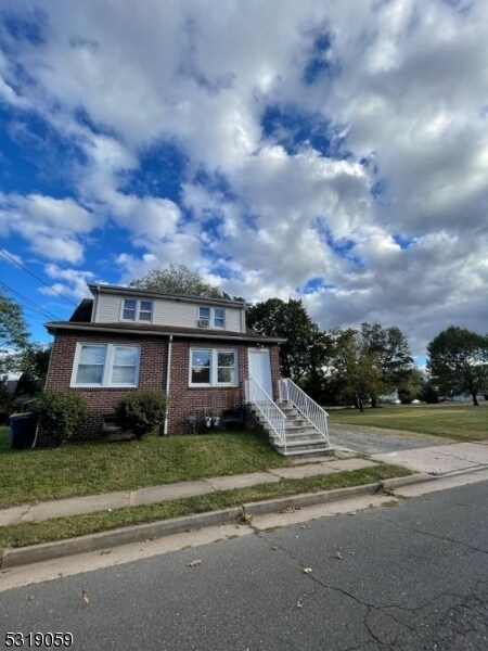 Foto principal - 612 Huff Ave