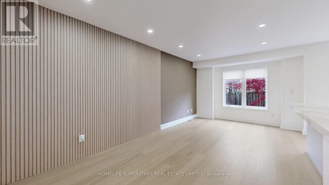 Building Photo - 3 Playfair Rd