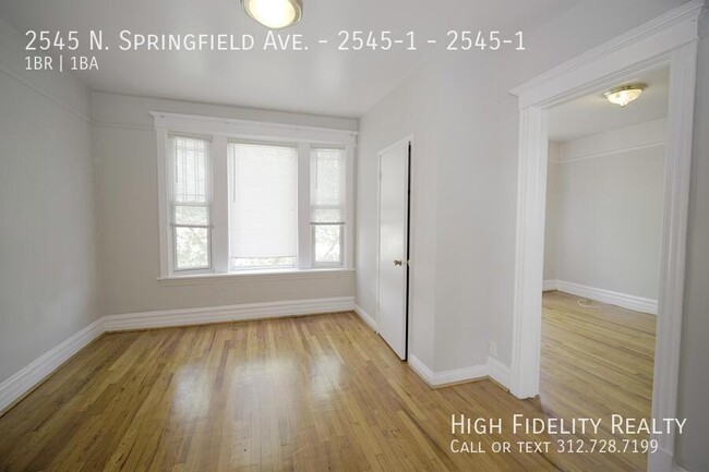 Foto del edificio - 2545 N Springfield Ave