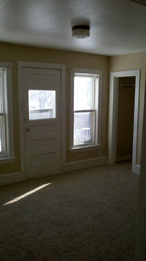 Foto principal - 1910 5th St NE