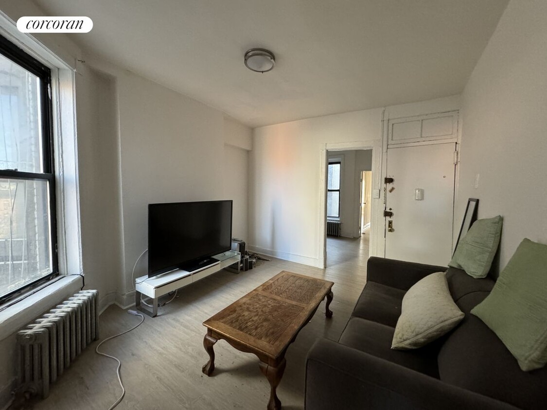 169 E 105th St, New York, NY 10029 - Apartment for Rent in New York, NY ...