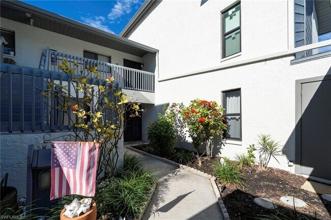 Foto del edificio - 17458 Blueberry Hill Dr