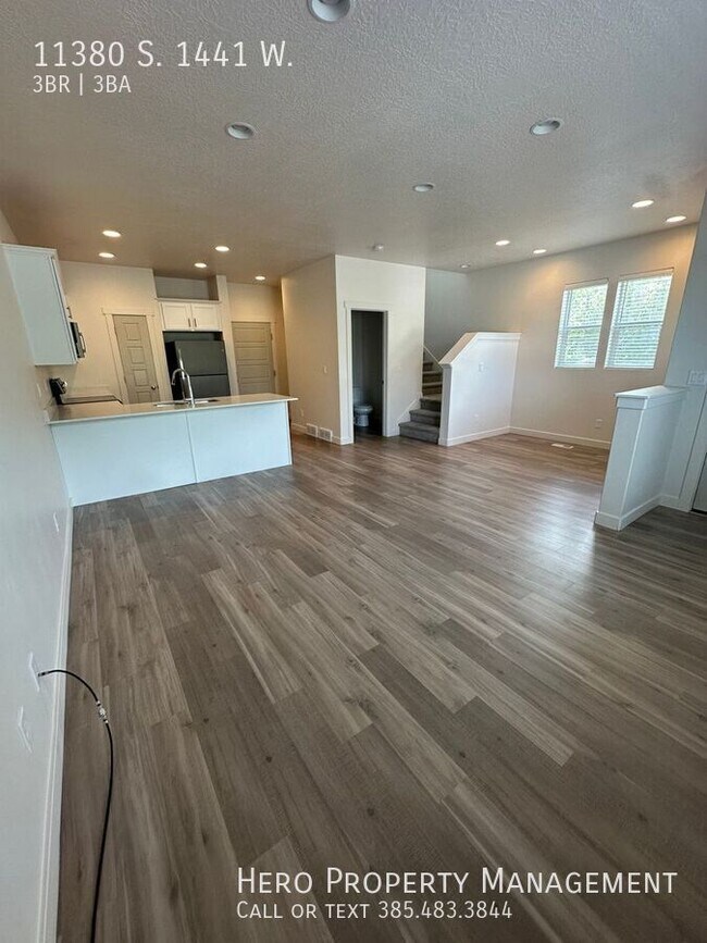 Building Photo - 1441 W 11380 S