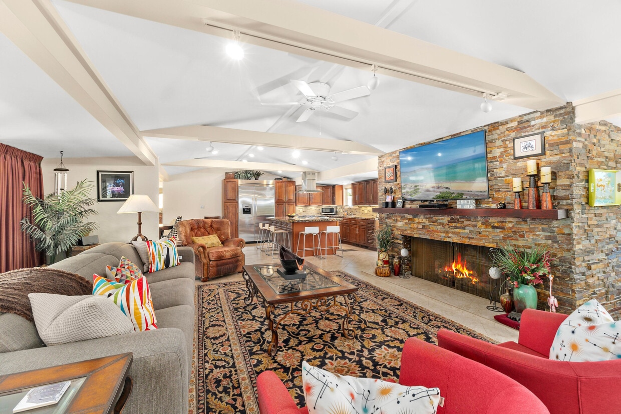 Building Photo - 70801 Fairway Dr