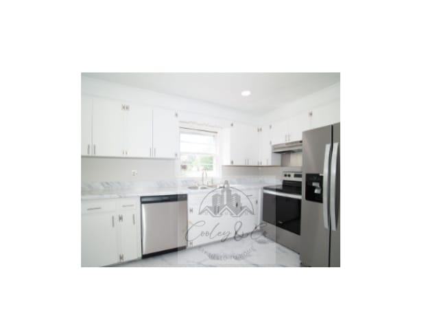 Building Photo - 401 N 9th St