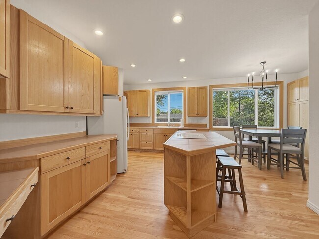 Building Photo - 4324 Clay Commons Ct