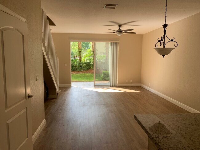 Building Photo - 2147 Pasa Verde Ln