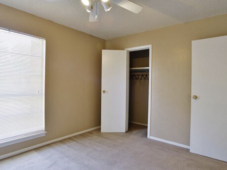 Foto principal - College Pointe