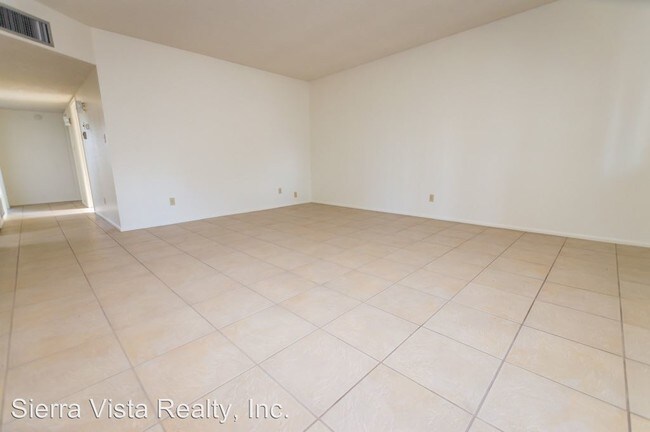Building Photo - 4964 Vespucci Dr