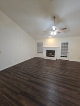 Building Photo - 9150 Camshire Dr