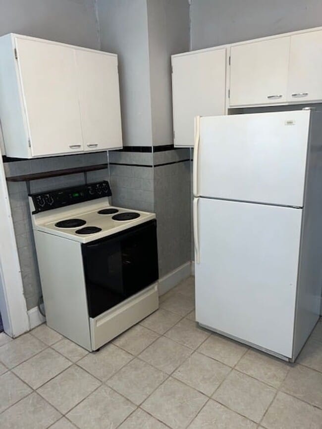 Foto del edificio - 660 Taylor Ave