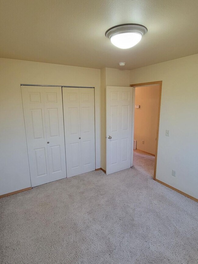 Foto del edificio - 3 Bedroom, 2.5 Bathroom Townhouse