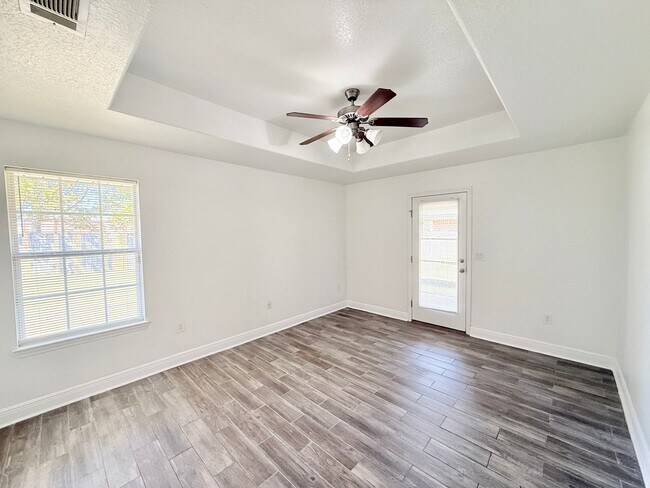 Foto del edificio - 3-Bedroom Home - Ashley Place