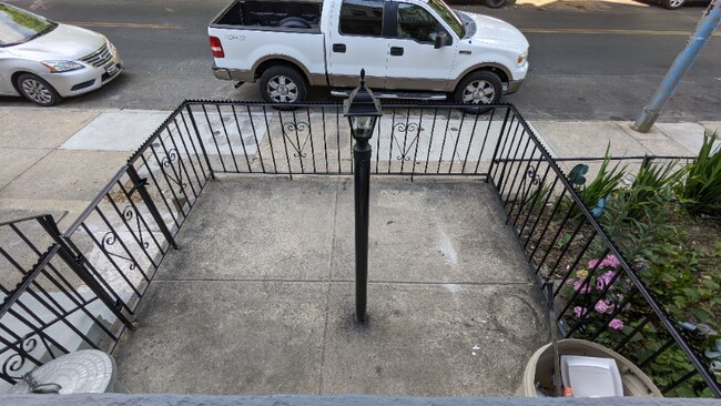 Foto del edificio - 1450 N 60th St