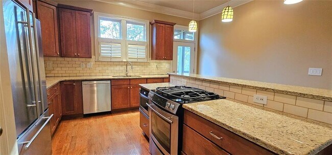 Foto del edificio - 703 Pershing Ave SE