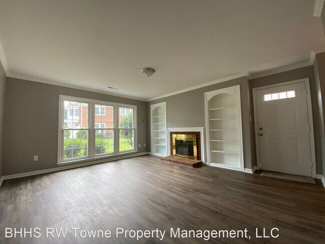 Foto del edificio - 2 br, 2.5 bath House - 104 Sudbury Way #C