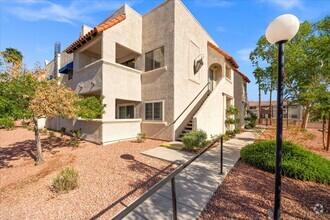 Building Photo - 101 Luna Way