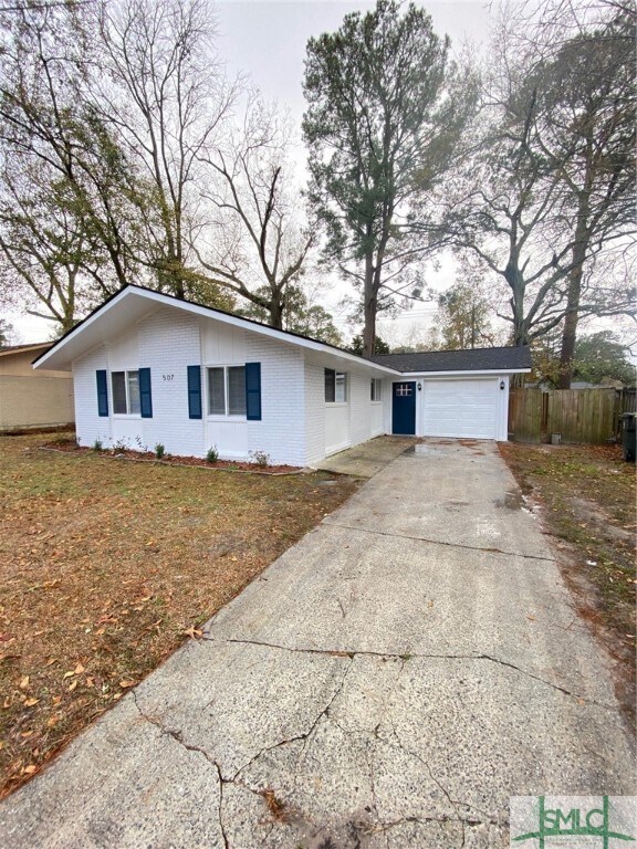 Foto principal - 507 Collingwood Dr