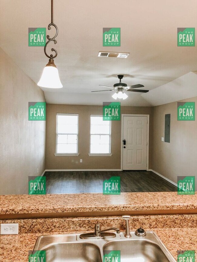 Foto del edificio - 27 Bella Drive