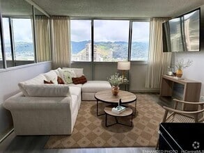 Building Photo - 2211 Ala Wai Blvd