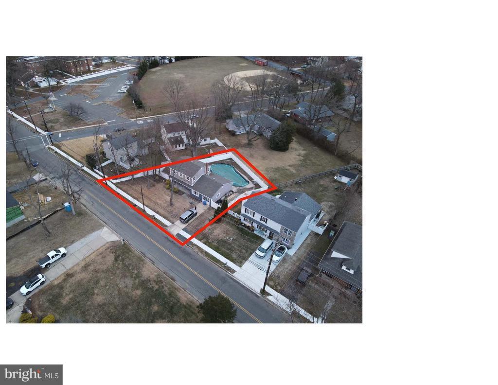 Foto del edificio - 904 Mercer St