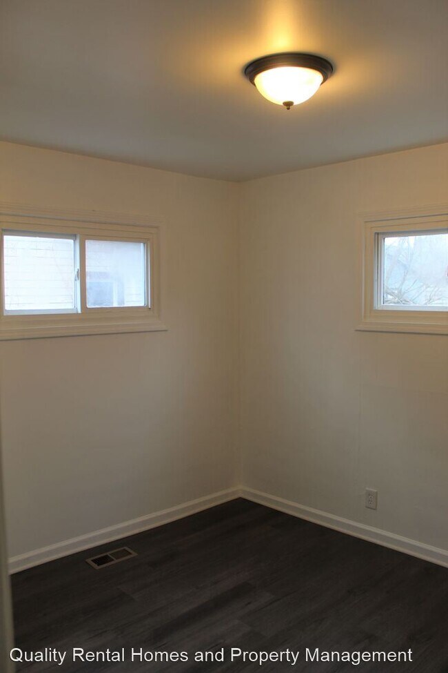 Foto del edificio - 2 br, 1 bath House - 940 Markham St