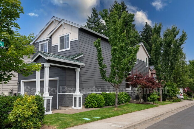 Building Photo - 292 NE 66th Ave