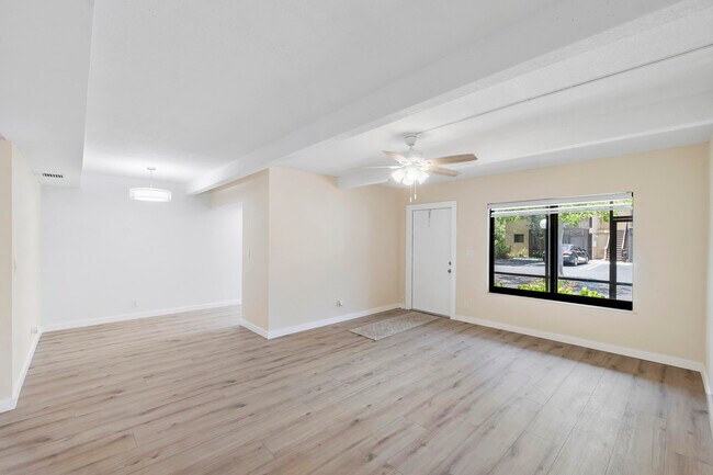 Foto del edificio - 1325 S Flagler Ave