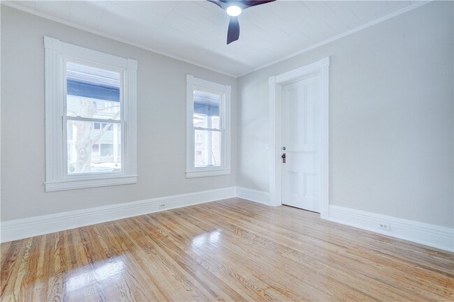 Building Photo - 2 Sumner Park