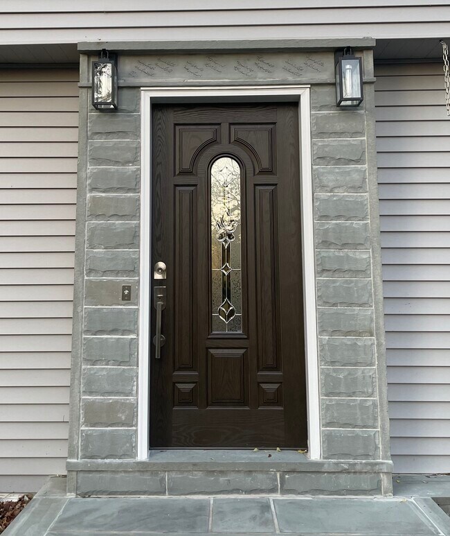 Foto del edificio - 206 Eastwood Ave