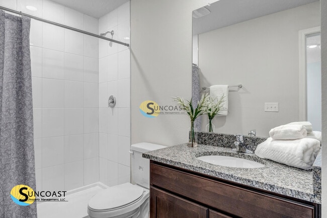 Foto del edificio - 3817 SW 8th Ct