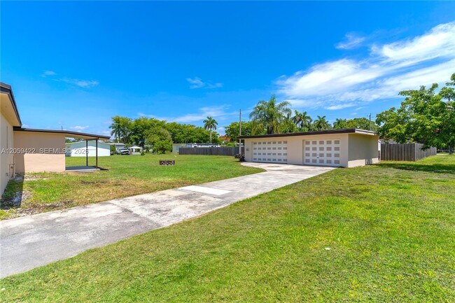 Foto del edificio - 378 SW 6th St